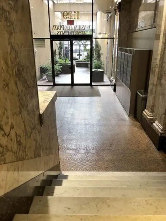Washington Plaza - Portland