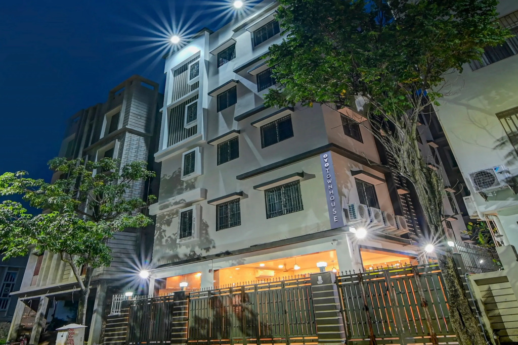 Capital O 92956 Dream World Residency