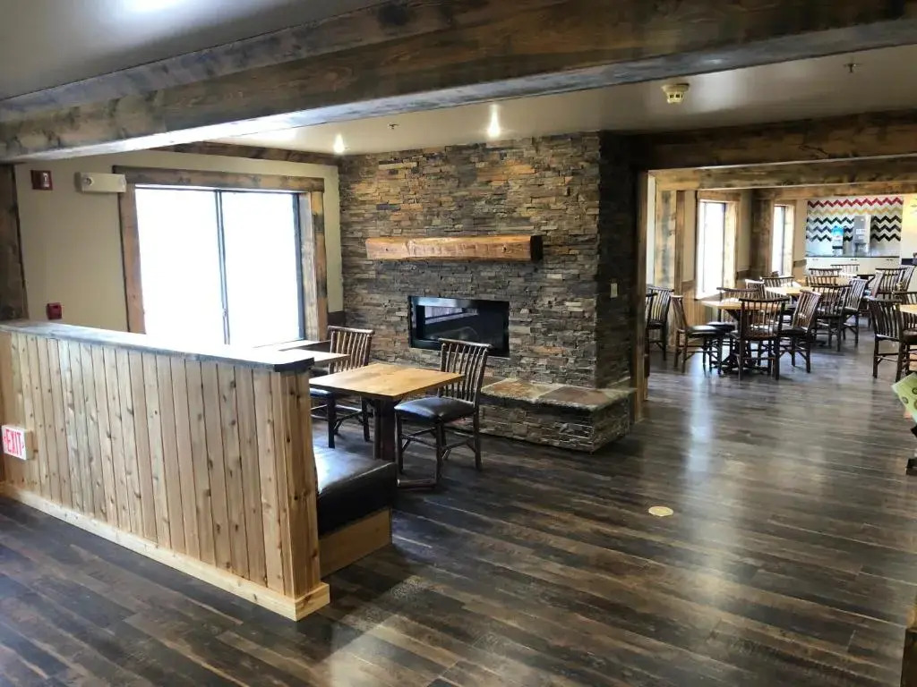 Clubhouse Inn