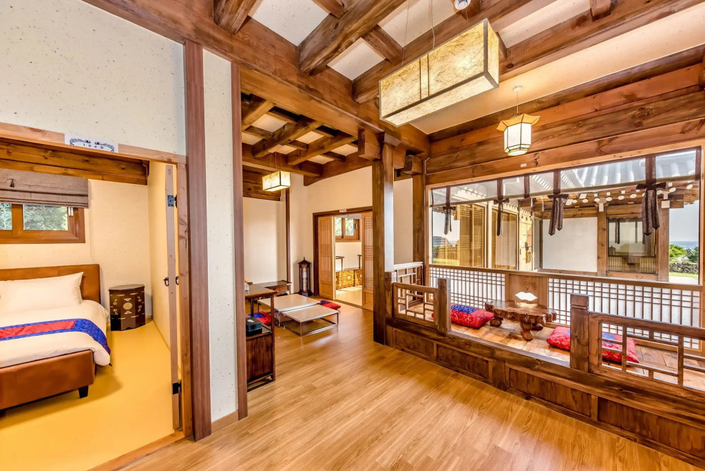 Jeju Hanok Hotel Hallagung