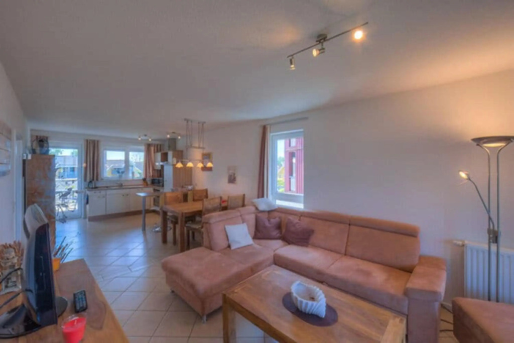 Apartment in Rechin Right on the Water