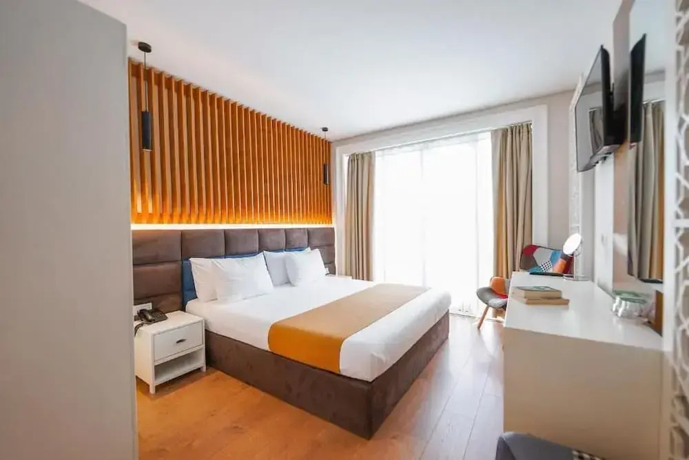 Vinea Resort