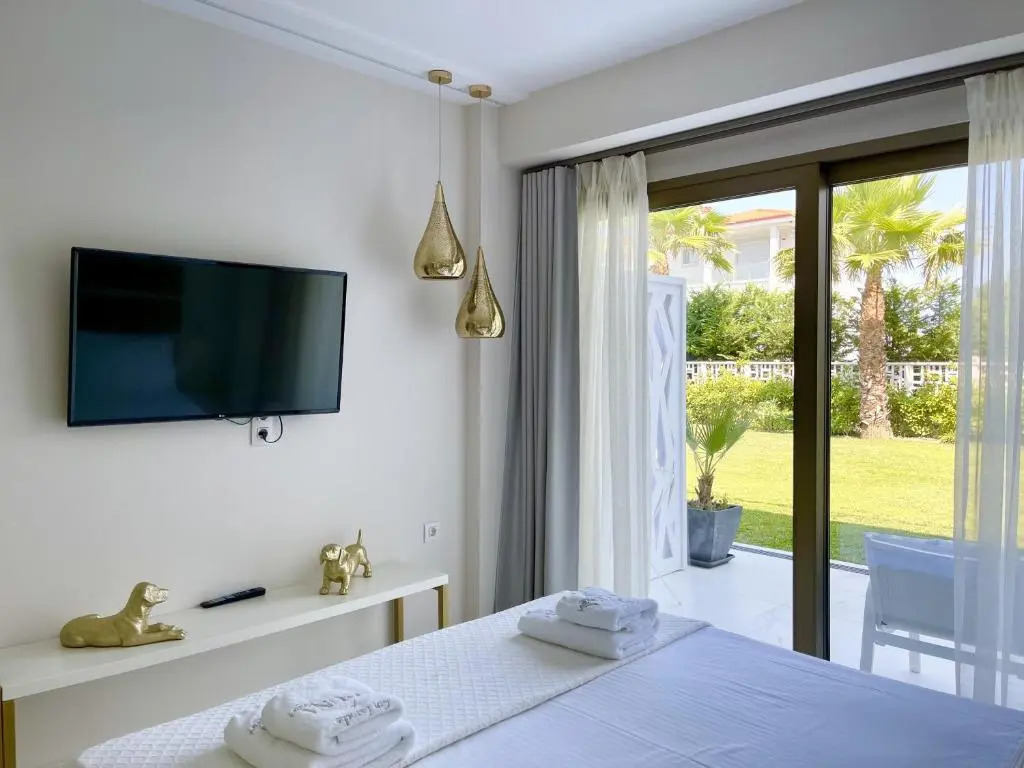 Laguna Resort by Diomedes Group