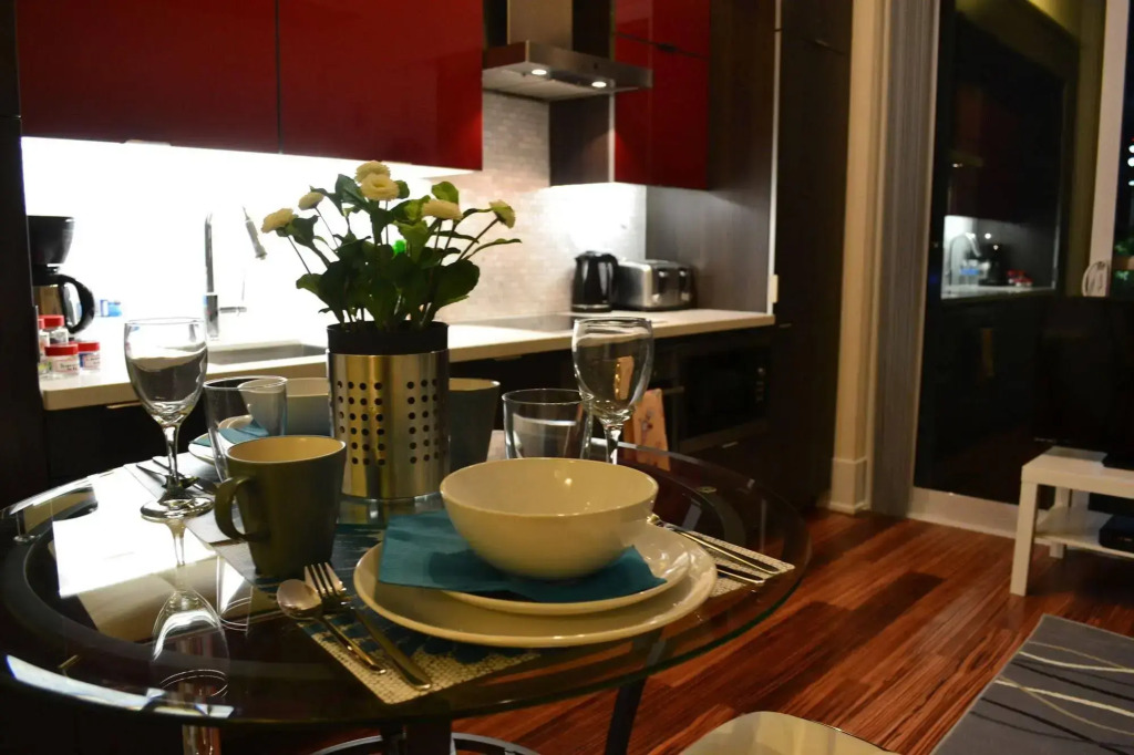 Duke Furnished Suites - CN / Convention / Roger Centre