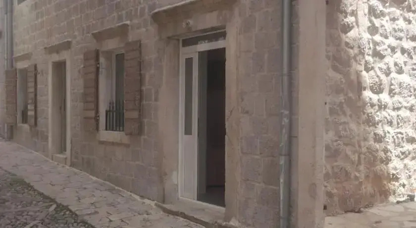 Pajo Apartments