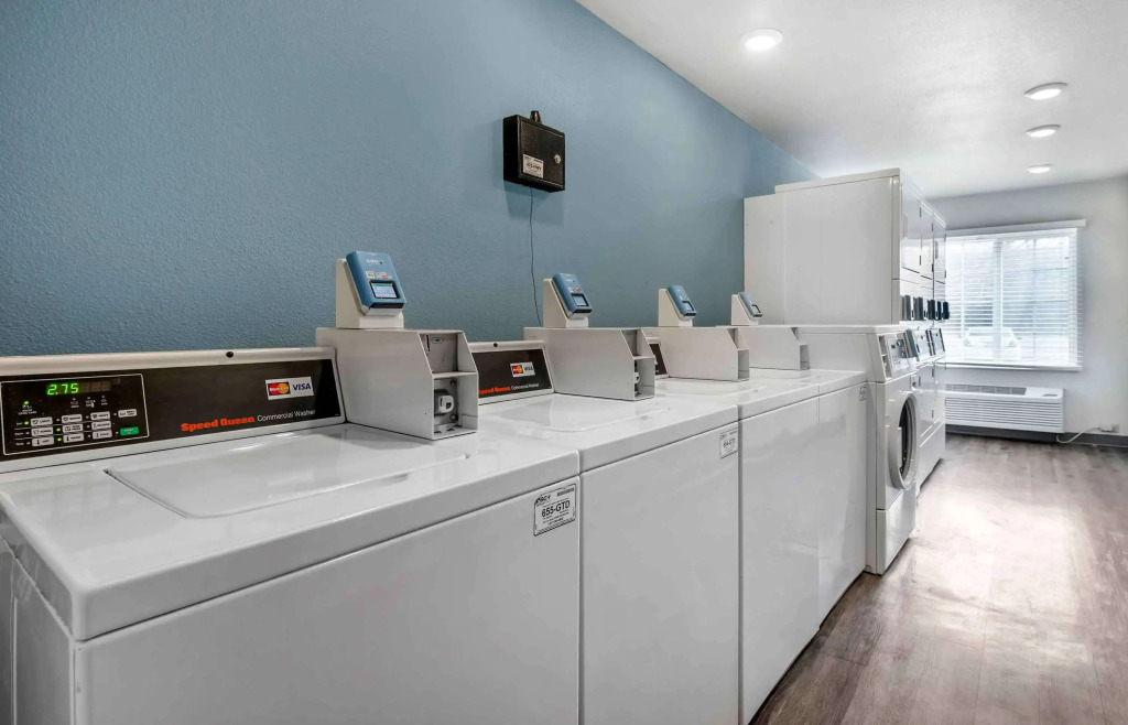 Extended Stay America Select Suites - Indianapolis - West