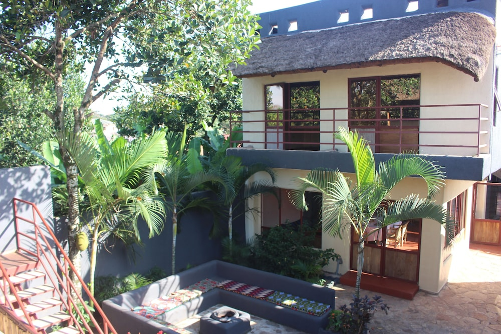 Montane Safaris Hotel, Entebbe