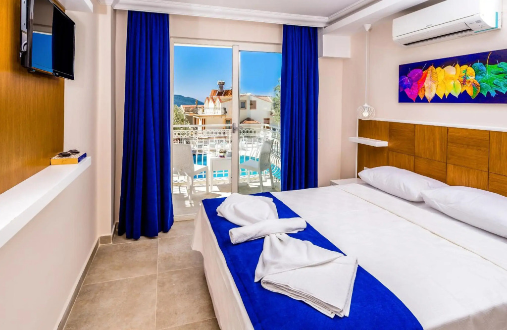 Oreo Hotel