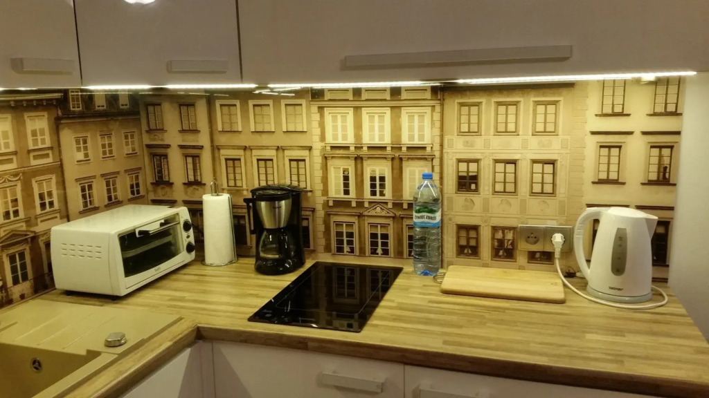 Krakowskie Przedmieście "Night and Day"