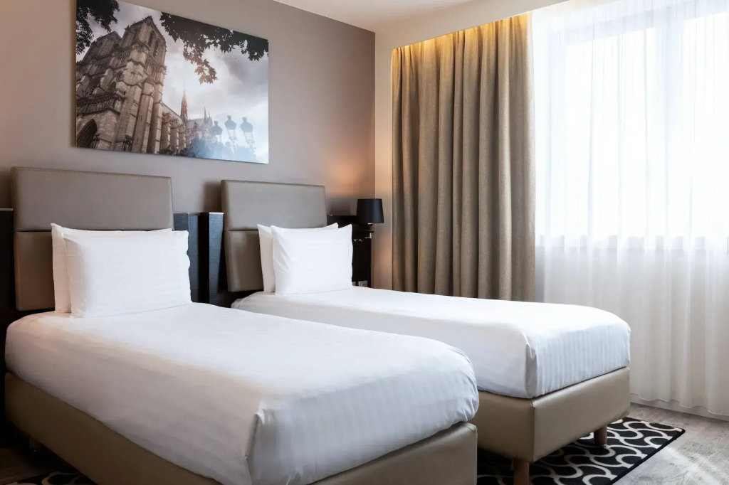 AC Hotel Paris Porte Maillot by Marriott