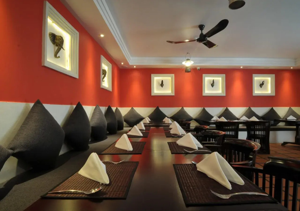 La Rose Suites