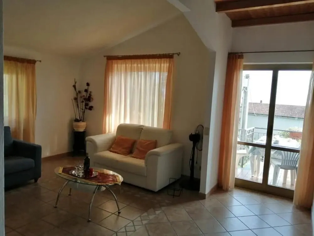 Marimilen Flat House