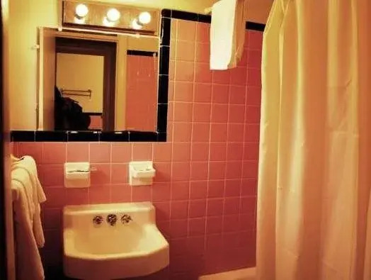 Skyland Motel