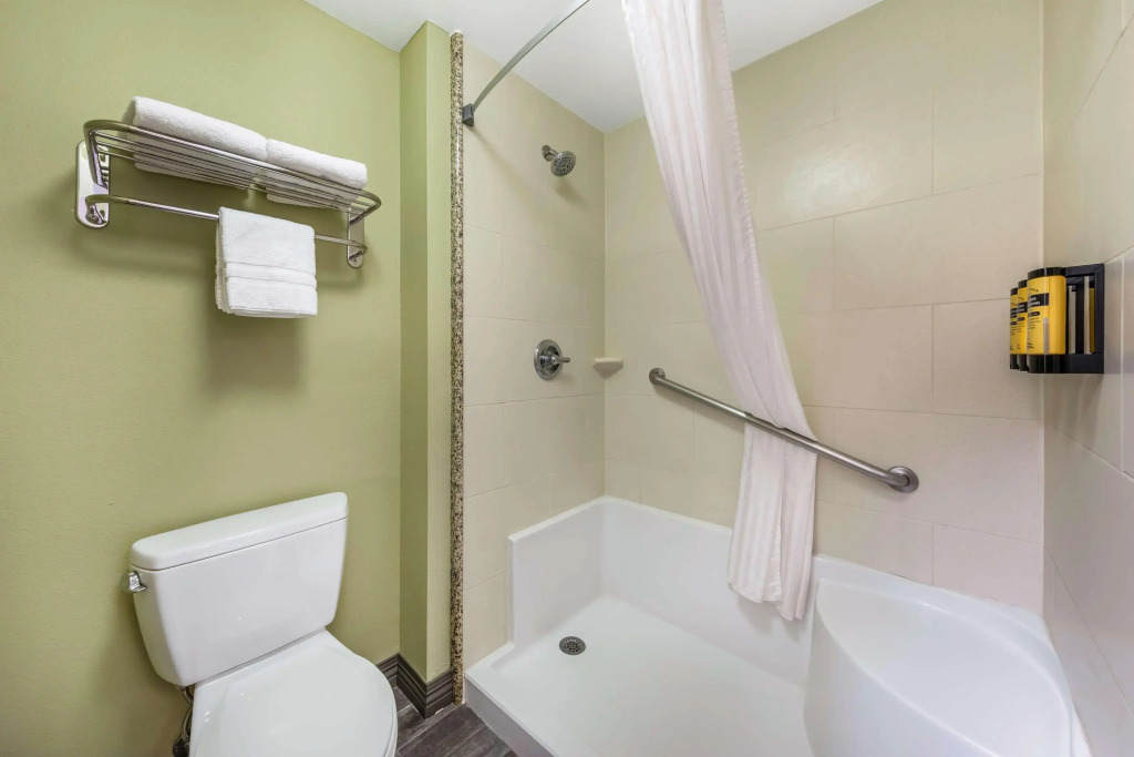 Best Western PLUS Avita Suites