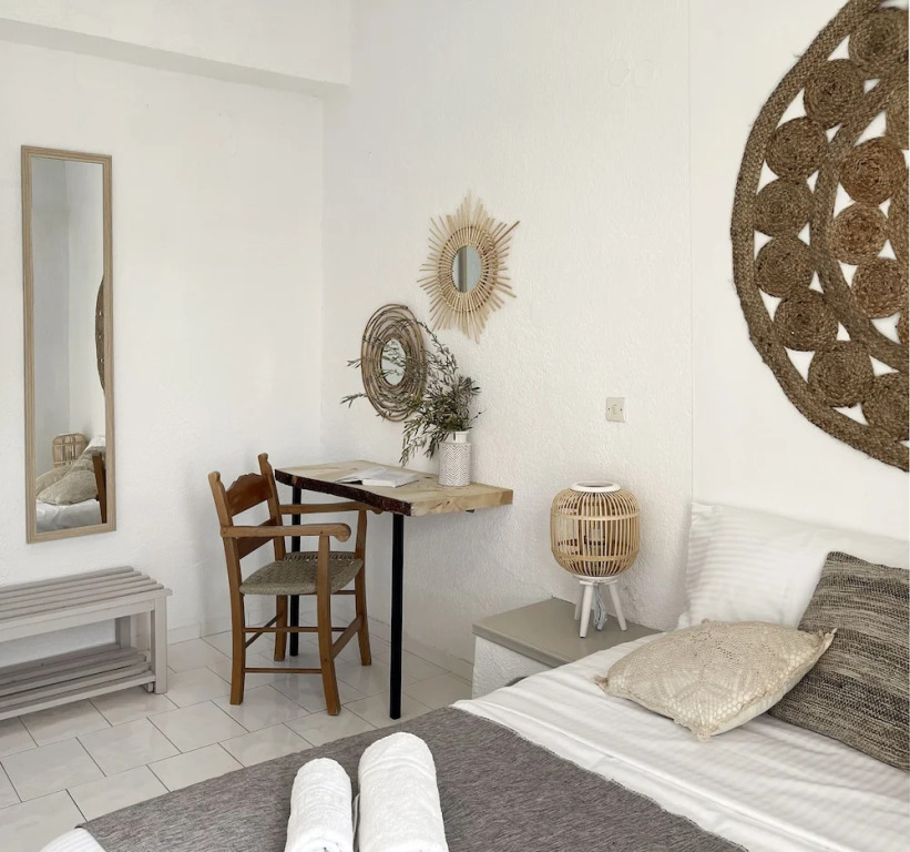 Achlia Hotel