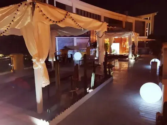 23 Aesthetics Lakeside Resort (Jianshui Ancient City Branch)
