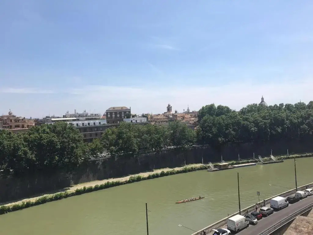 IREX Tevere Sant Angelo private apartment