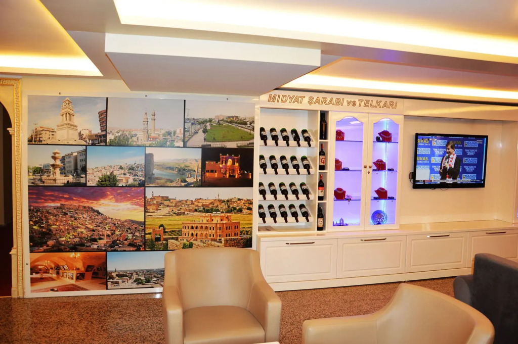 Grand Midyat Hotel