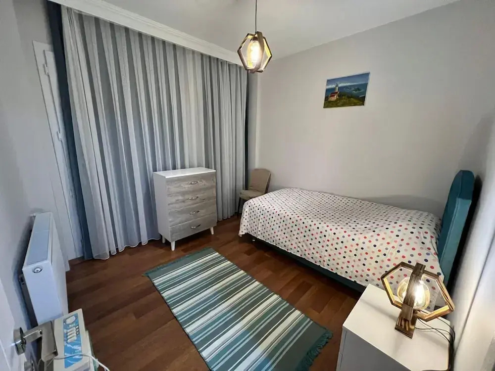 Apartment With Balcony in Seferihisar