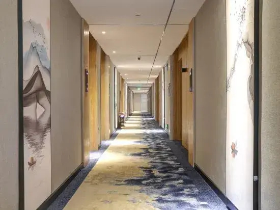 H Hotel (Xingyang Zhengzhou High-speed West Station)