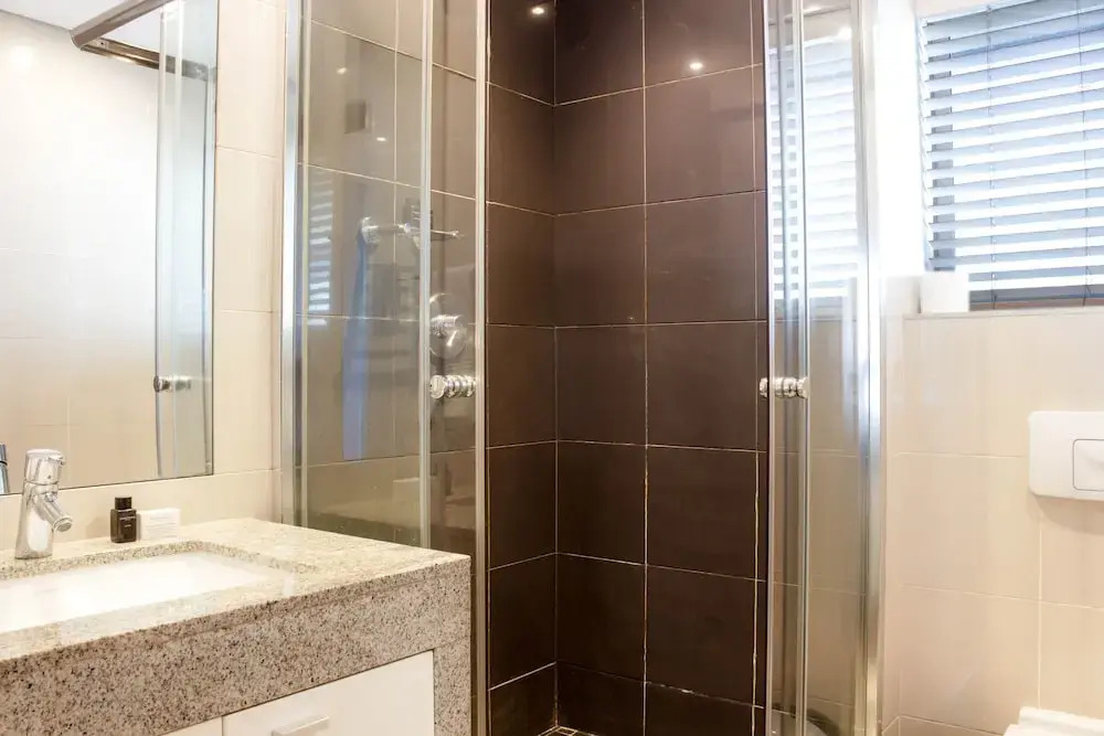 De Waterkant Studio Apartment - Fully Furnished and Equipped