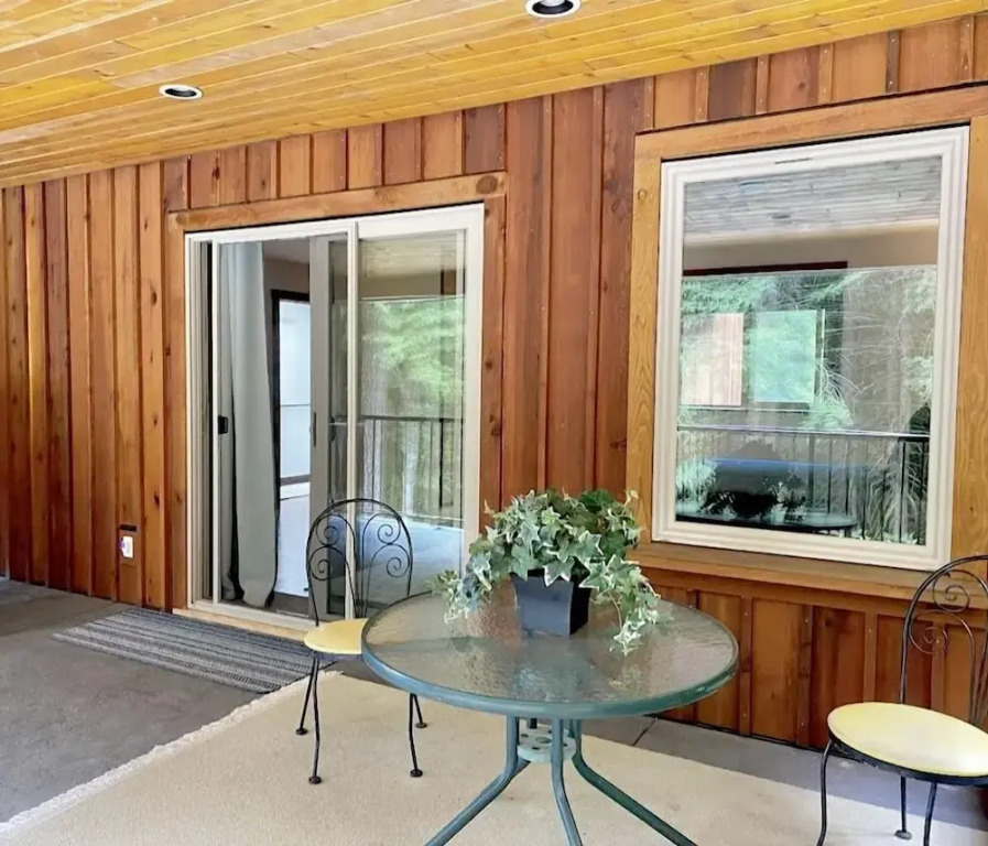 Davis Brook Retreat