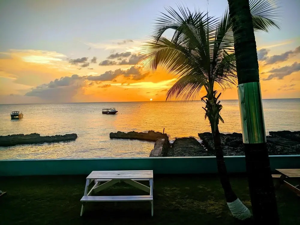 Sunset House