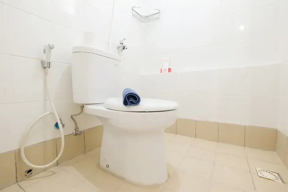 Brand New and Minimalist Bassura City Apartment near Bassura Mall