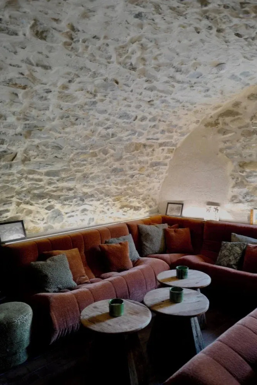 Hotel Le Prieure - 1500m