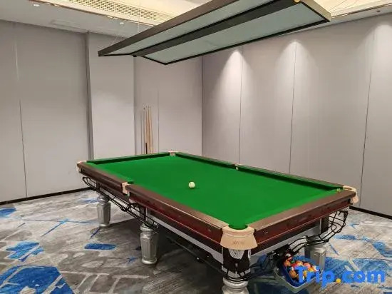 Berlin Hotel (Ningbo Fenghua Libang Plaza)
