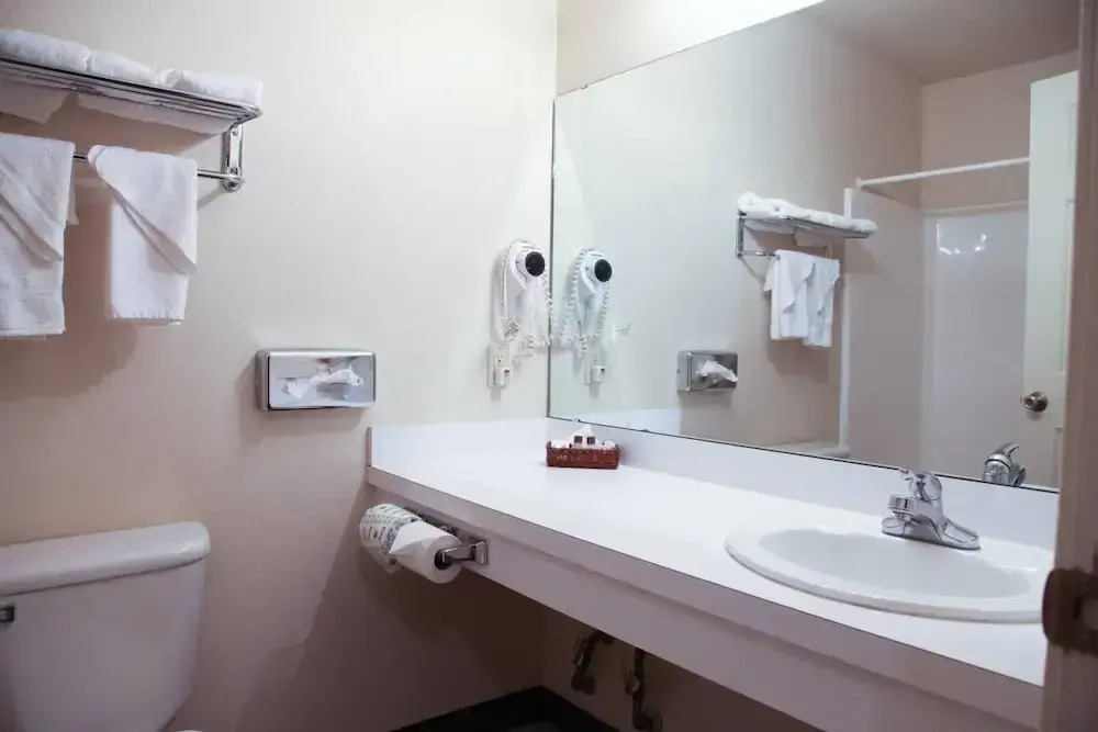 Candlelight Inn & Suites Hwy 69 near McAlester