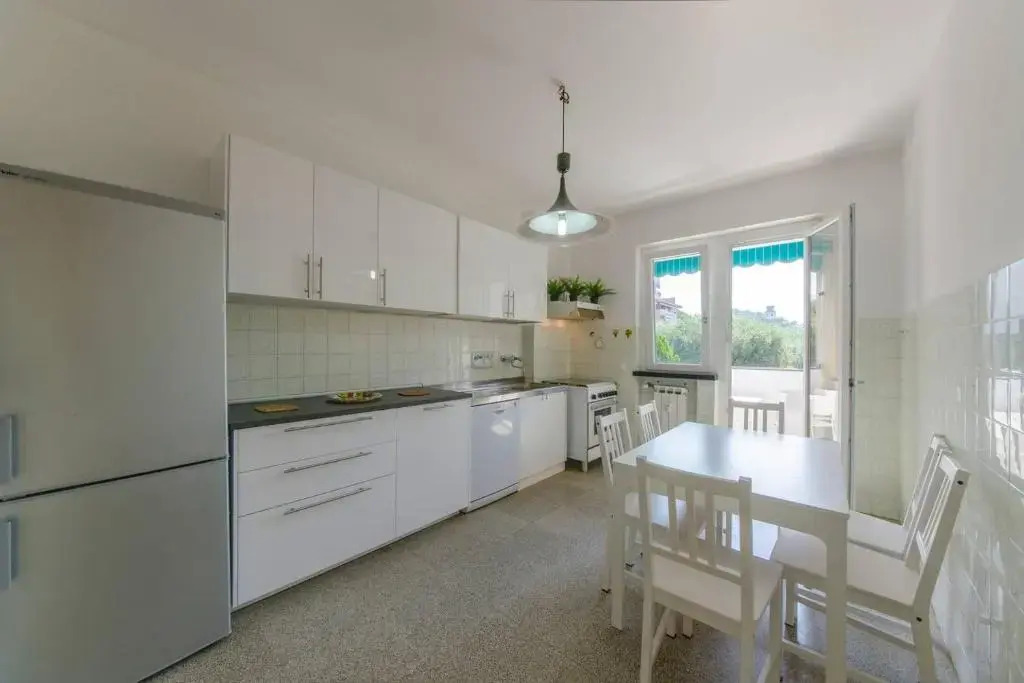ALTIDO Apt Suitable for Families up to 8, with Parking