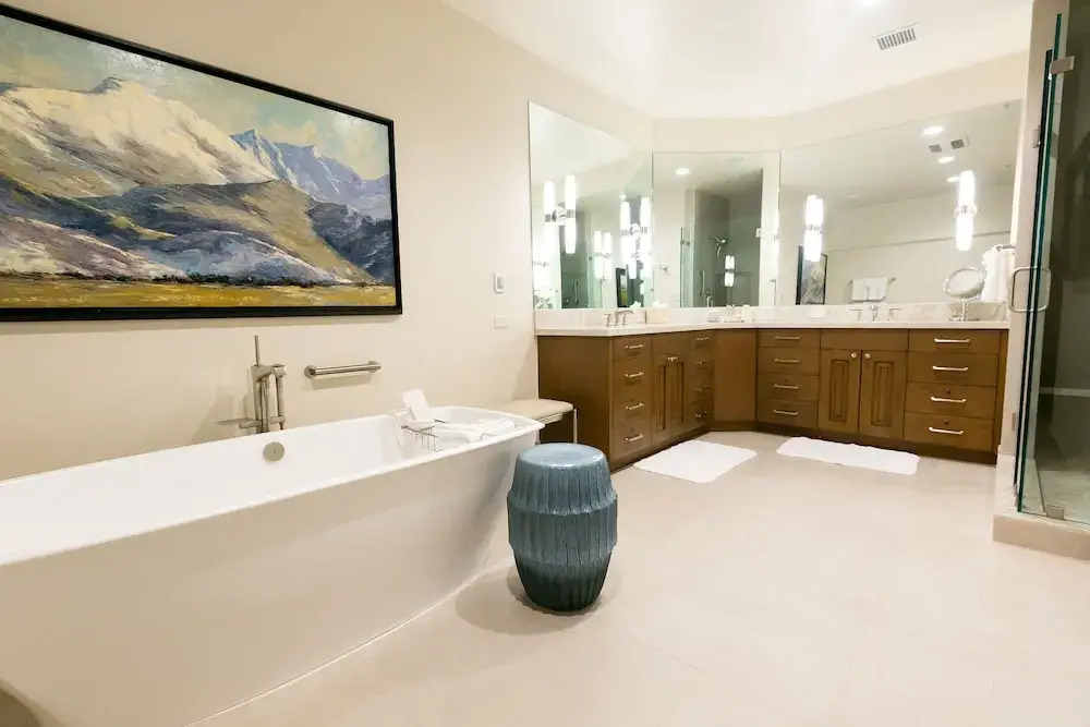 Sterling One Bedroom Suite in Great location with Majestic Mountain Views 1 Condo by RedAwning