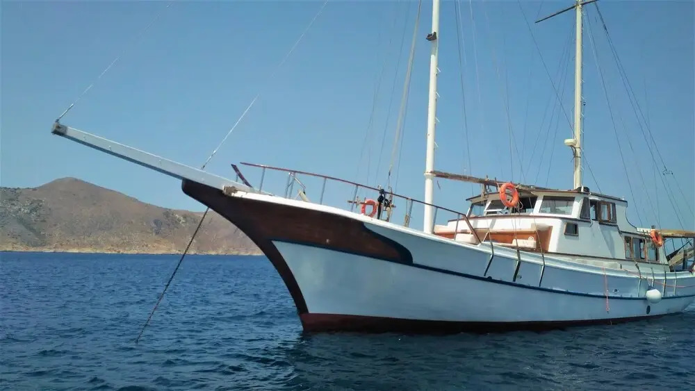Liveaboard & Diving Safari - Aegadian Islands Tour