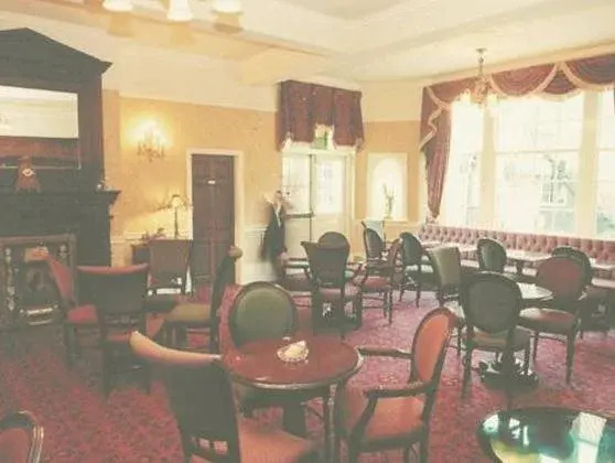 The Golden Lion Hotel