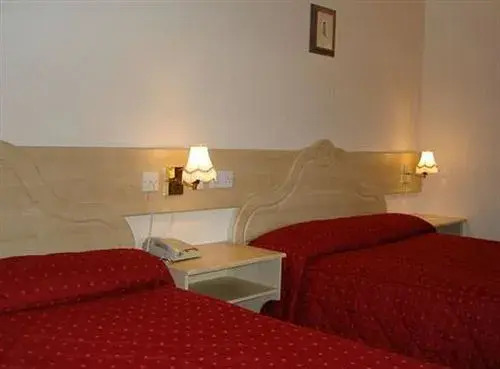 Hillview Lodge