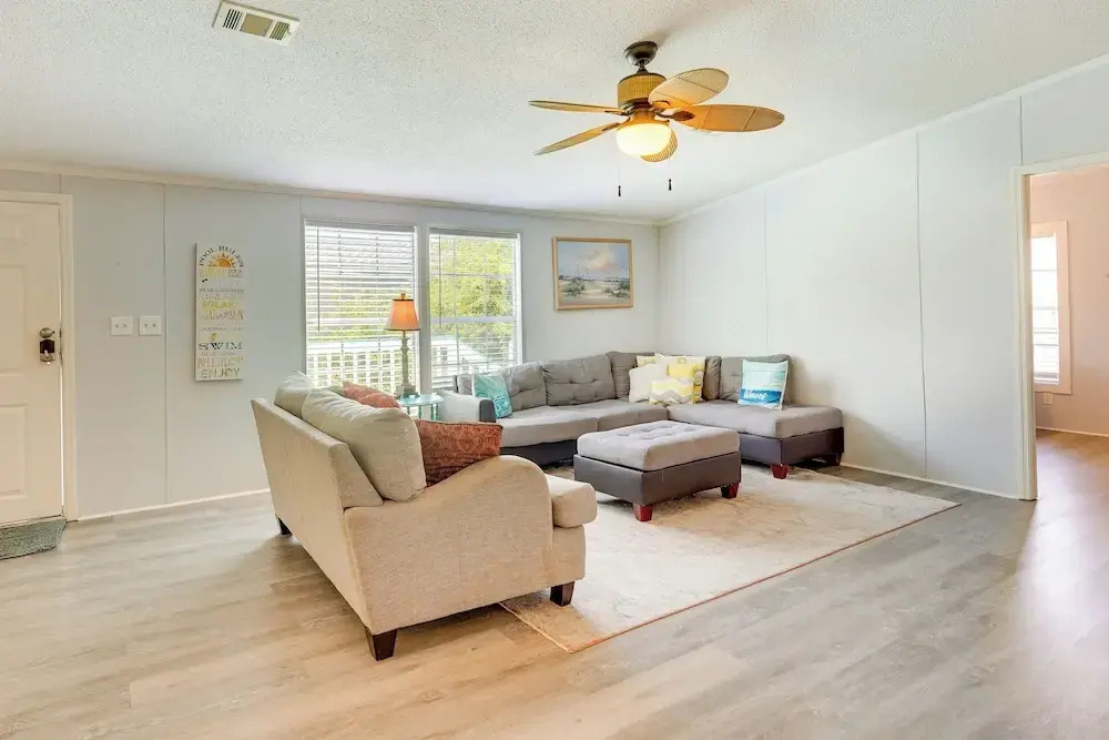 2 Blocks to Beach! Family-friendly Home in PCB