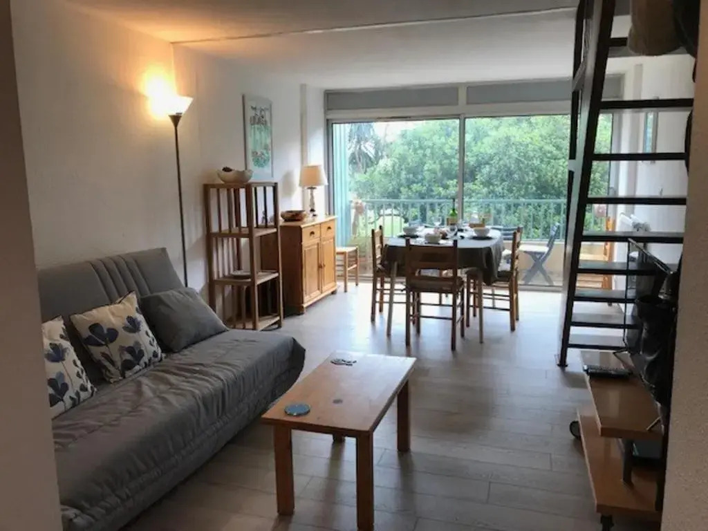 Appartement Argelès-sur-Mer, 3 pièces, 6 personnes - FR-1-388-167