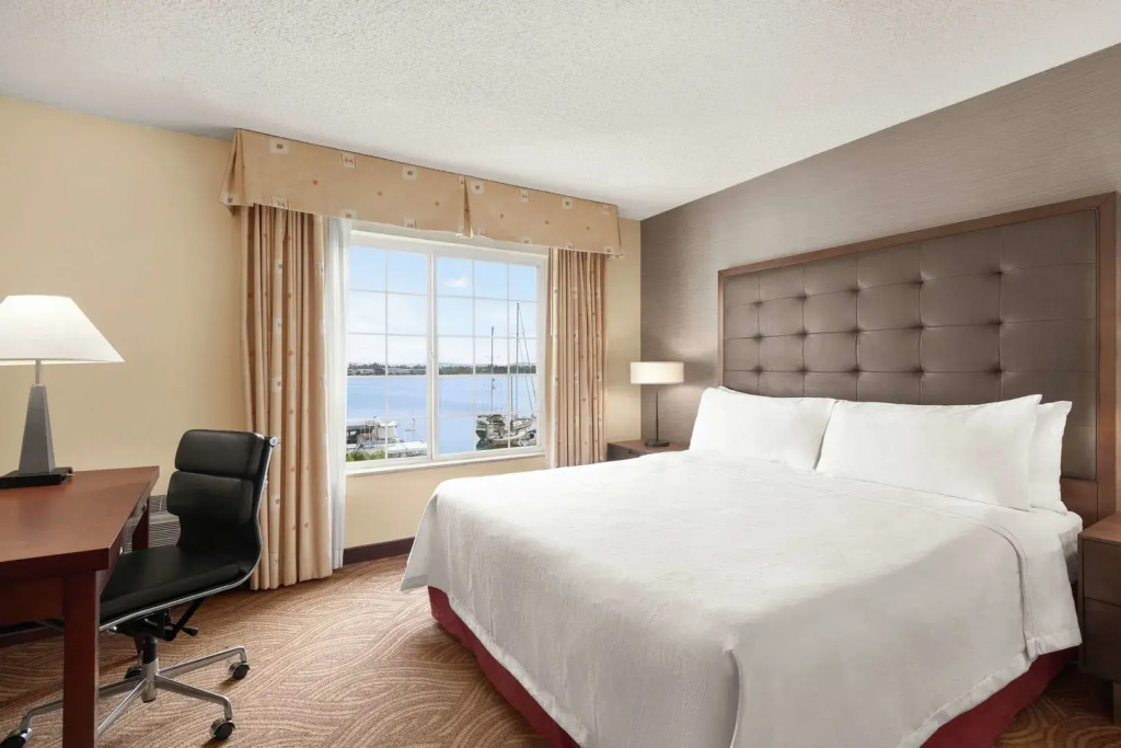 Homewood Suites by Hilton - Oakland Waterfront