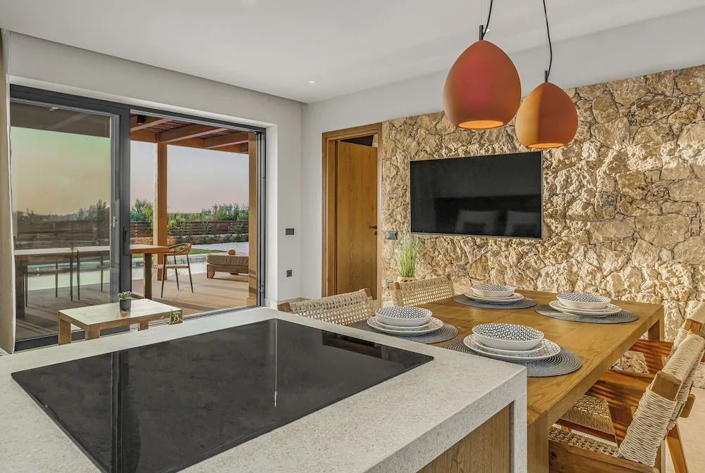 Lakka Suites