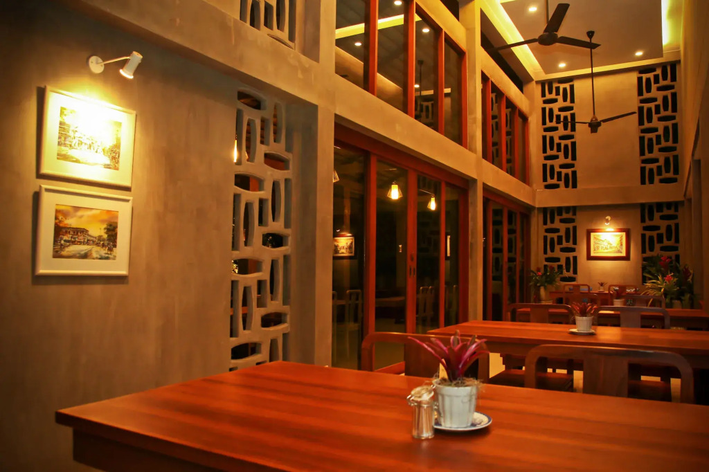 Chu Hotel