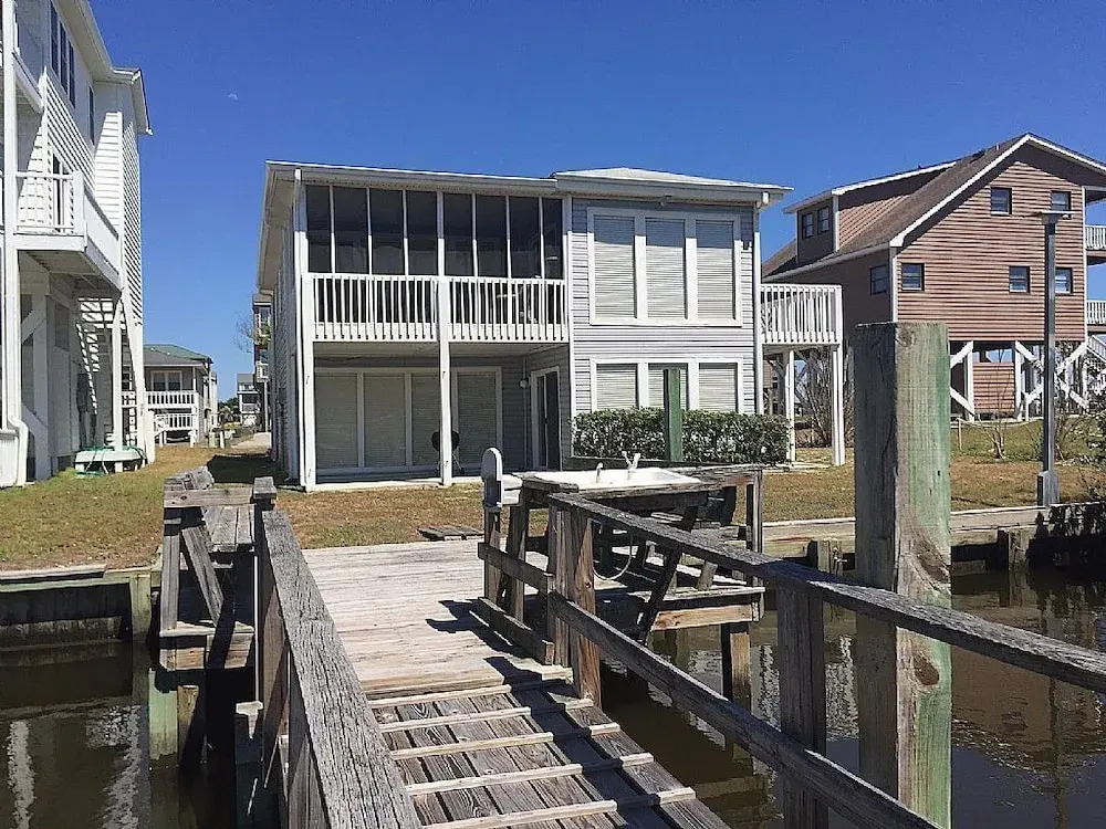 Sunlight - 4 Br Home