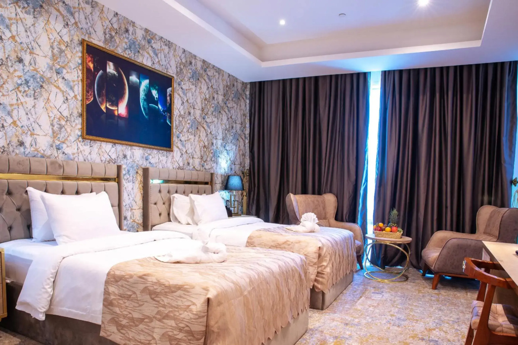 Al Mansour Plaza Hotel