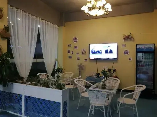 Juxianzhuang Hotel (Yangshuo Shili Gallery)