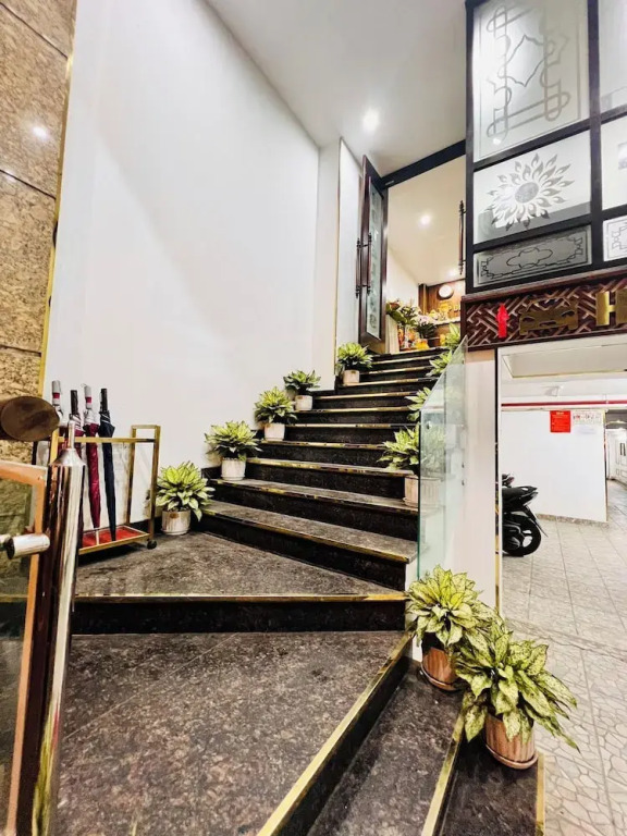 Hotel 239