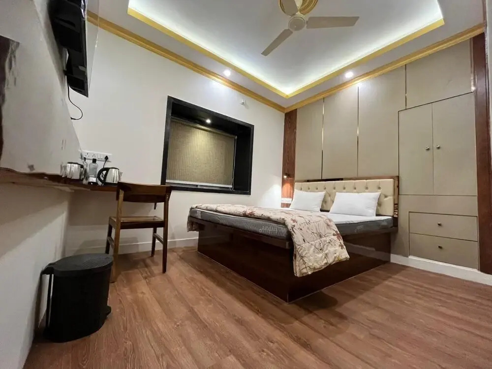 Sarai Inn