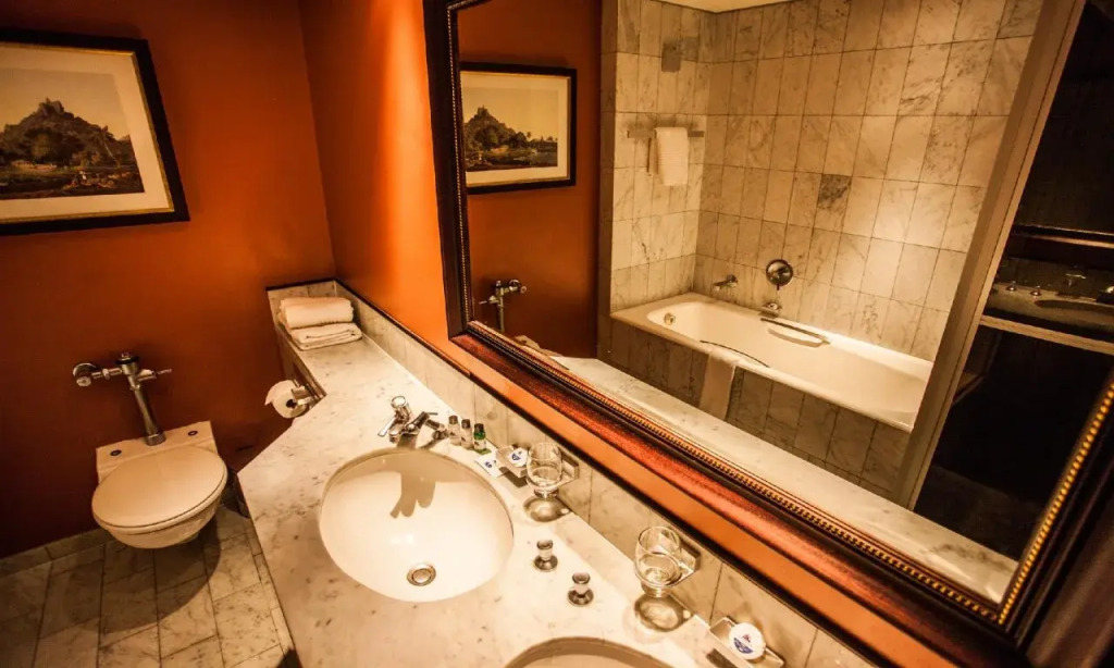 The Royal Hotel by Coastlands Hotels & Resorts