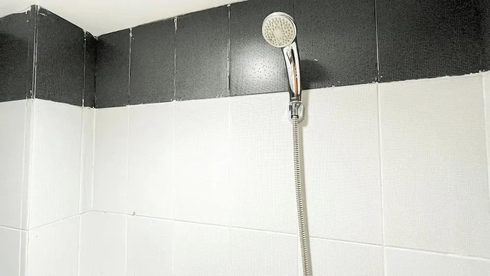 Chic And Sleek Studio At Apartment Cinere Bellevue