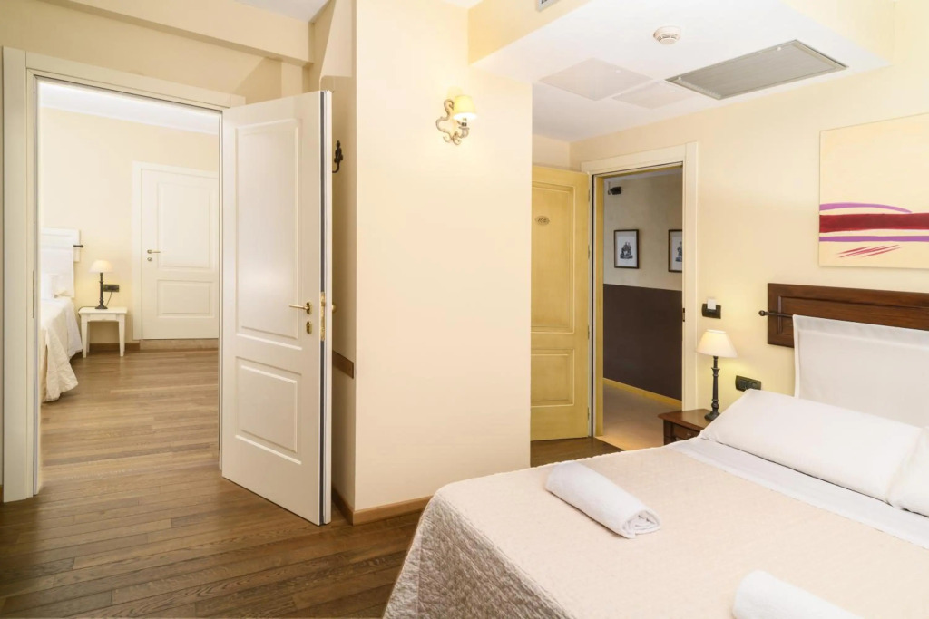 Relais Bella Rosina Pool & Spa