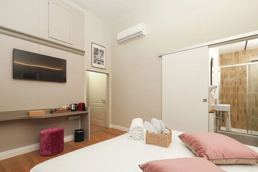 N7 Rooms